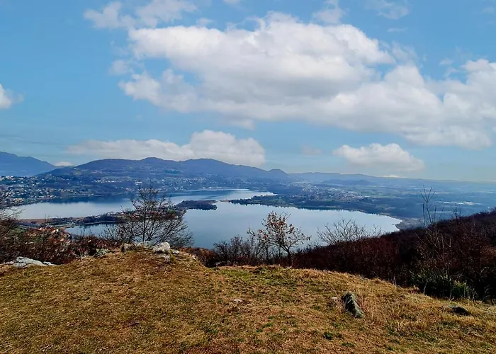 Cozy With View - Laghi E Sentieri -